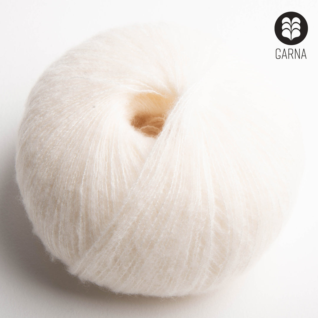 GARNA Cumulus Cashmere / silke garn : 102 Natur hvid