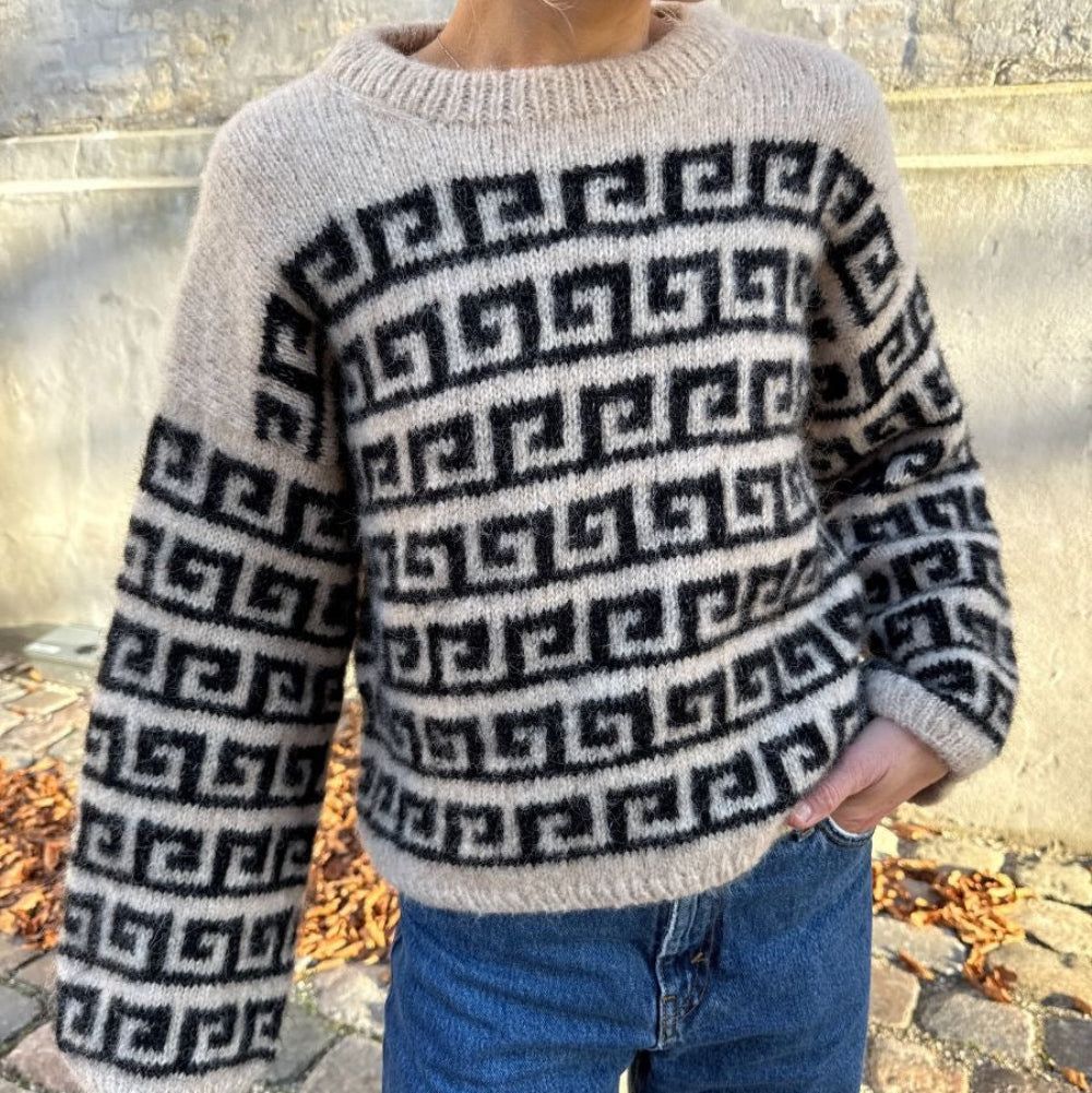 Athene Sweater PetiteKnit - Strikkekit Baby Suri Alpaca