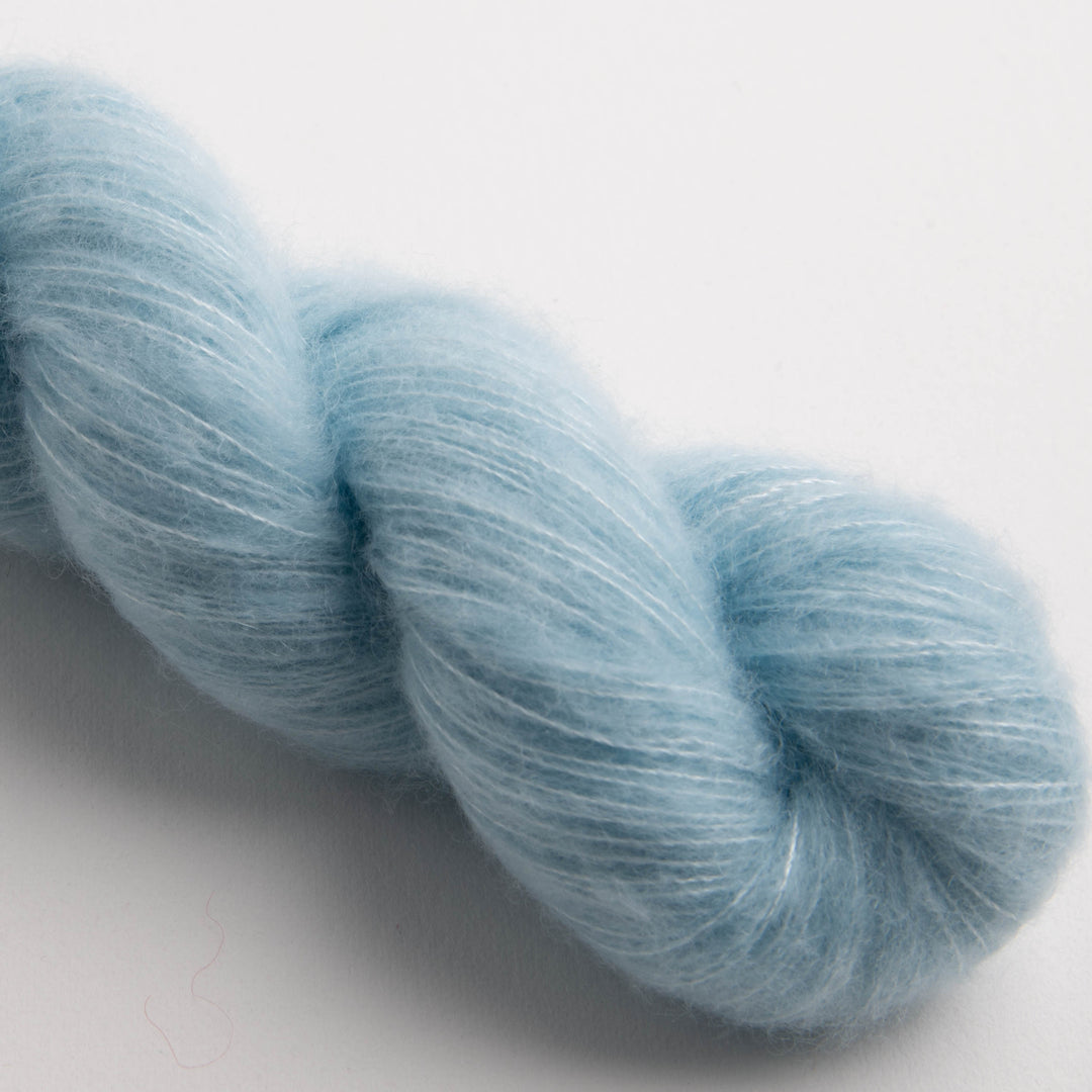 GARNA Cumulus Cashmere / silke garn : Ice Blue 262928