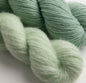 N: Lys mint / C: Lys mint