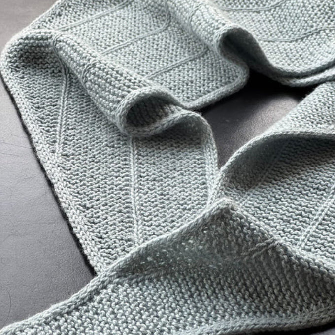 Eira Sjal HolstKnit - Garnkit (uden opskrift) Lille