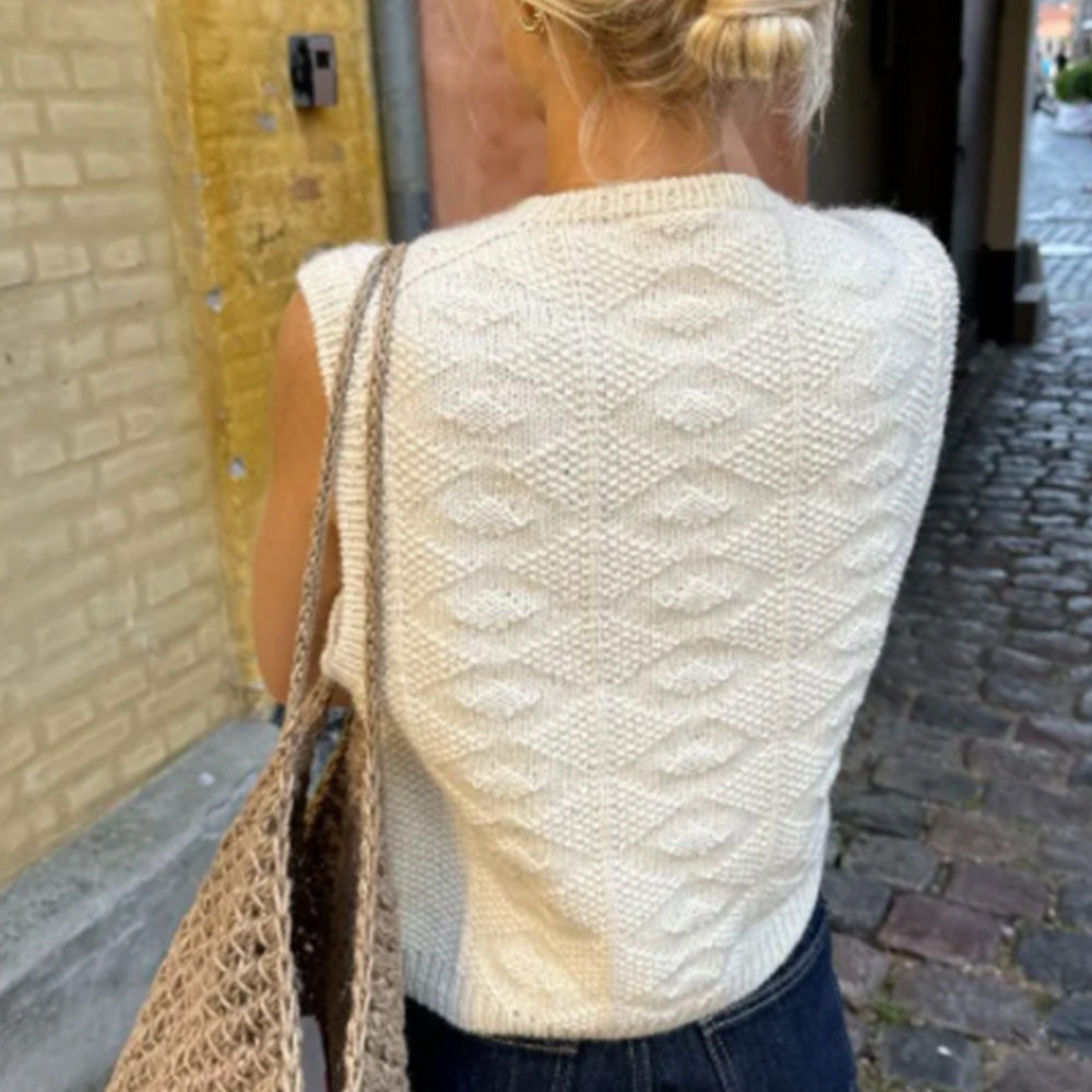 Esther Vest PetiteKnit - Strikkekit (silkmohair)