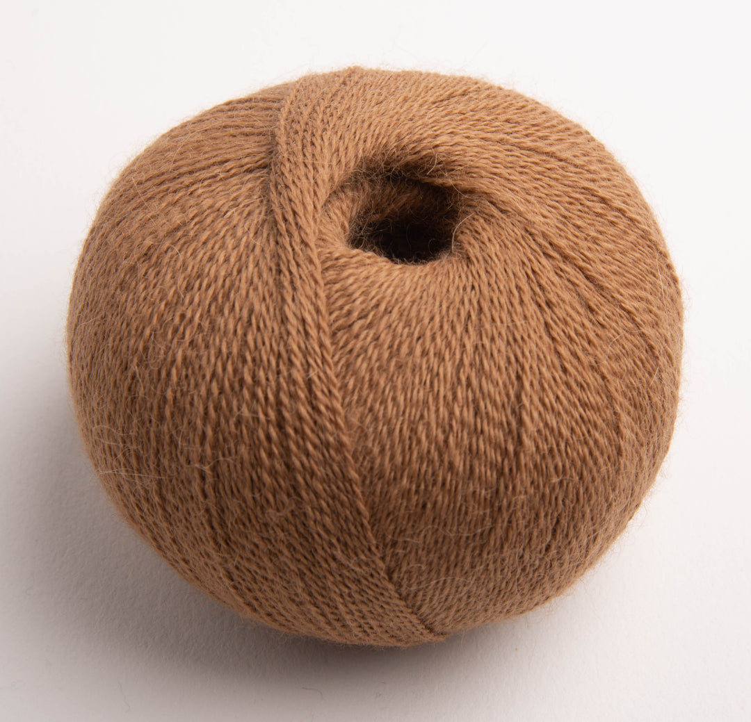 GARNA Alba Baby alpaca garn : Karamel brun