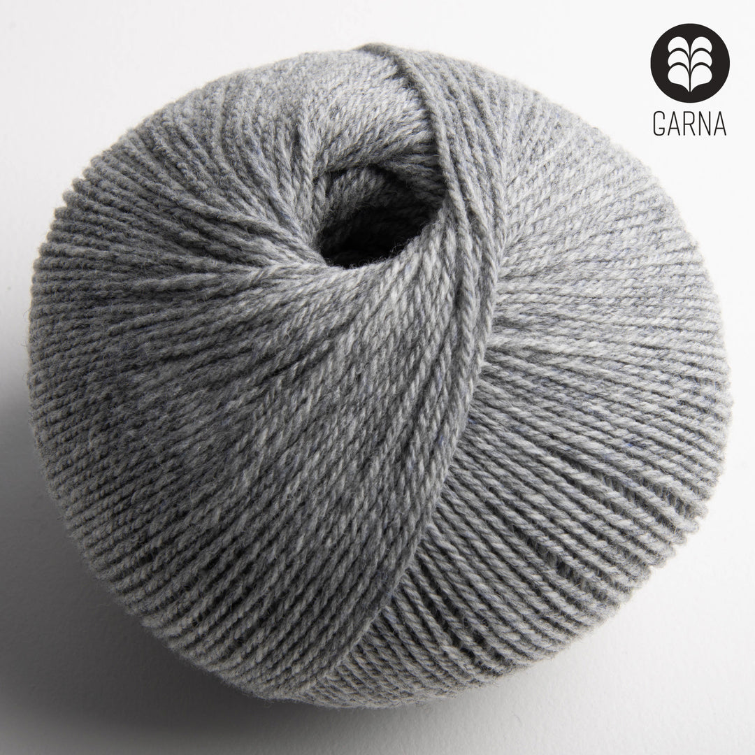 GARNA Nobilis Superfin Lammeuld garn : 145 Lysegrå