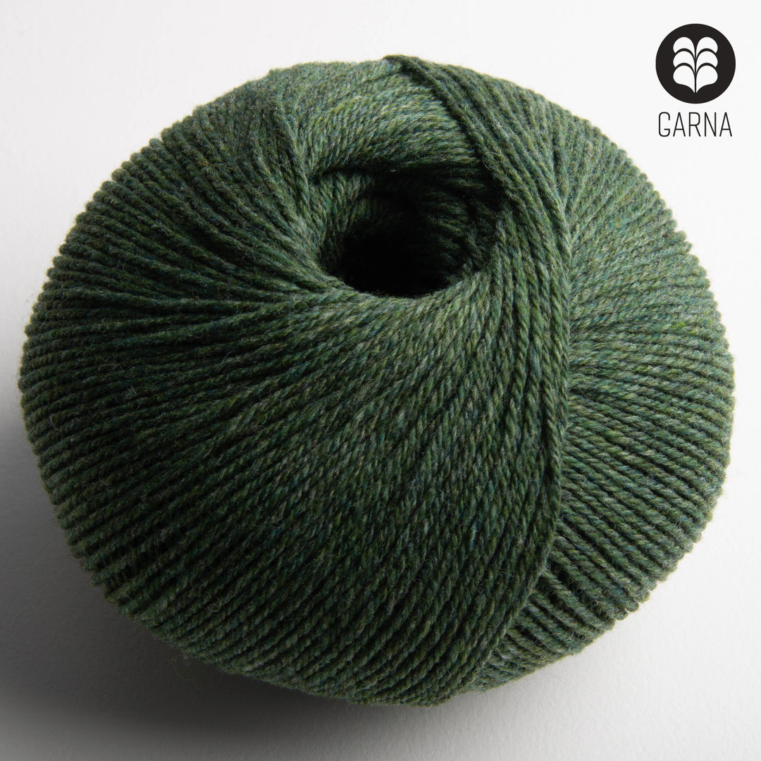 GARNA Nobilis Superfin Lammeuld garn : 570 Støvet grøn