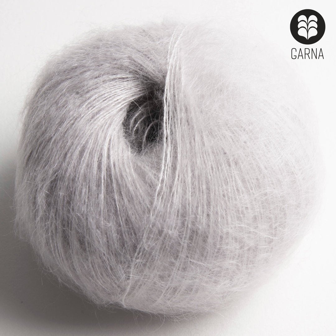GARNA Cava Silk Mohair garn : 125 Sølv