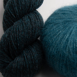 N: 682 Mørk petroleum / C: 661 Mørk turkis