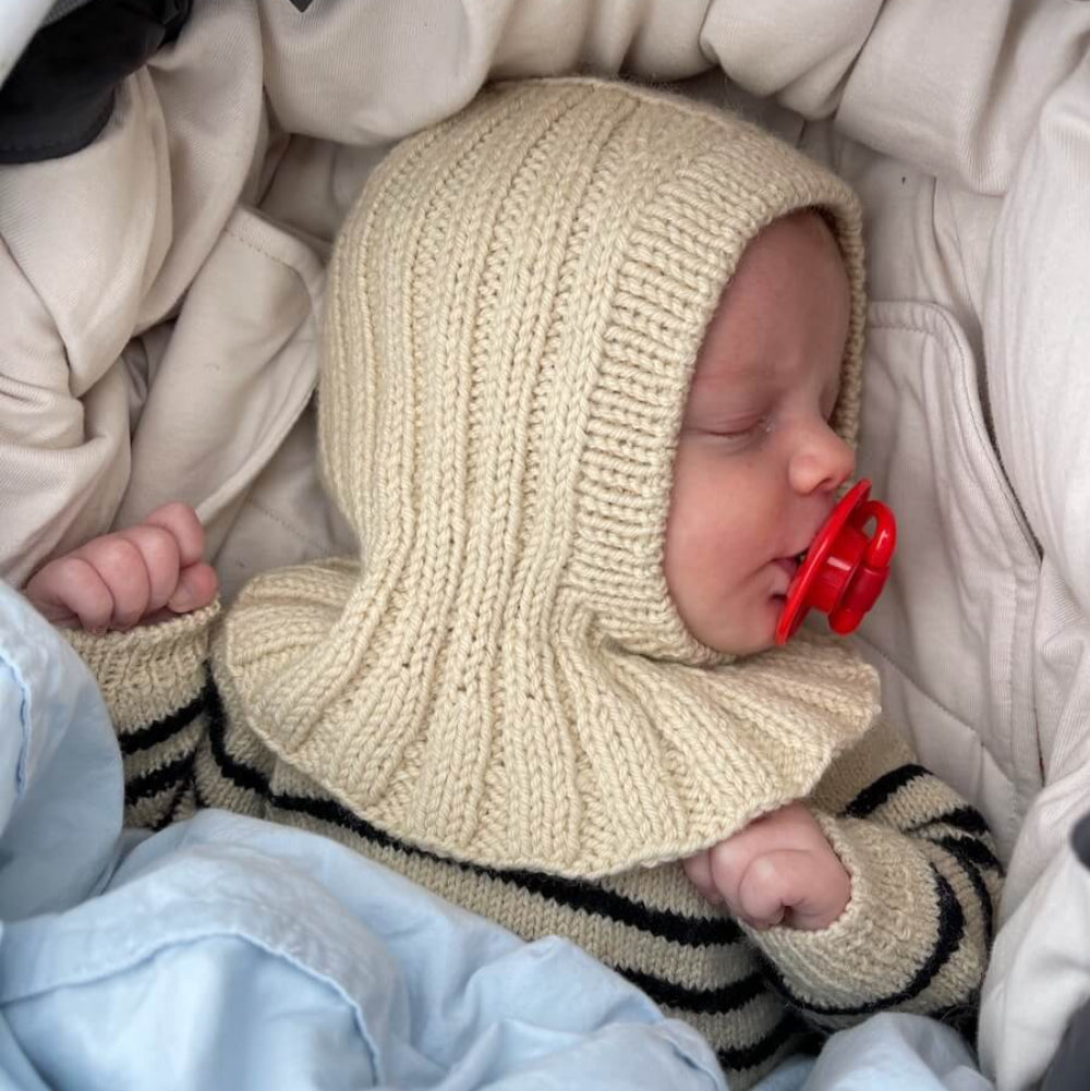 Sunday Balaclava PetiteKnit - Strikkekit