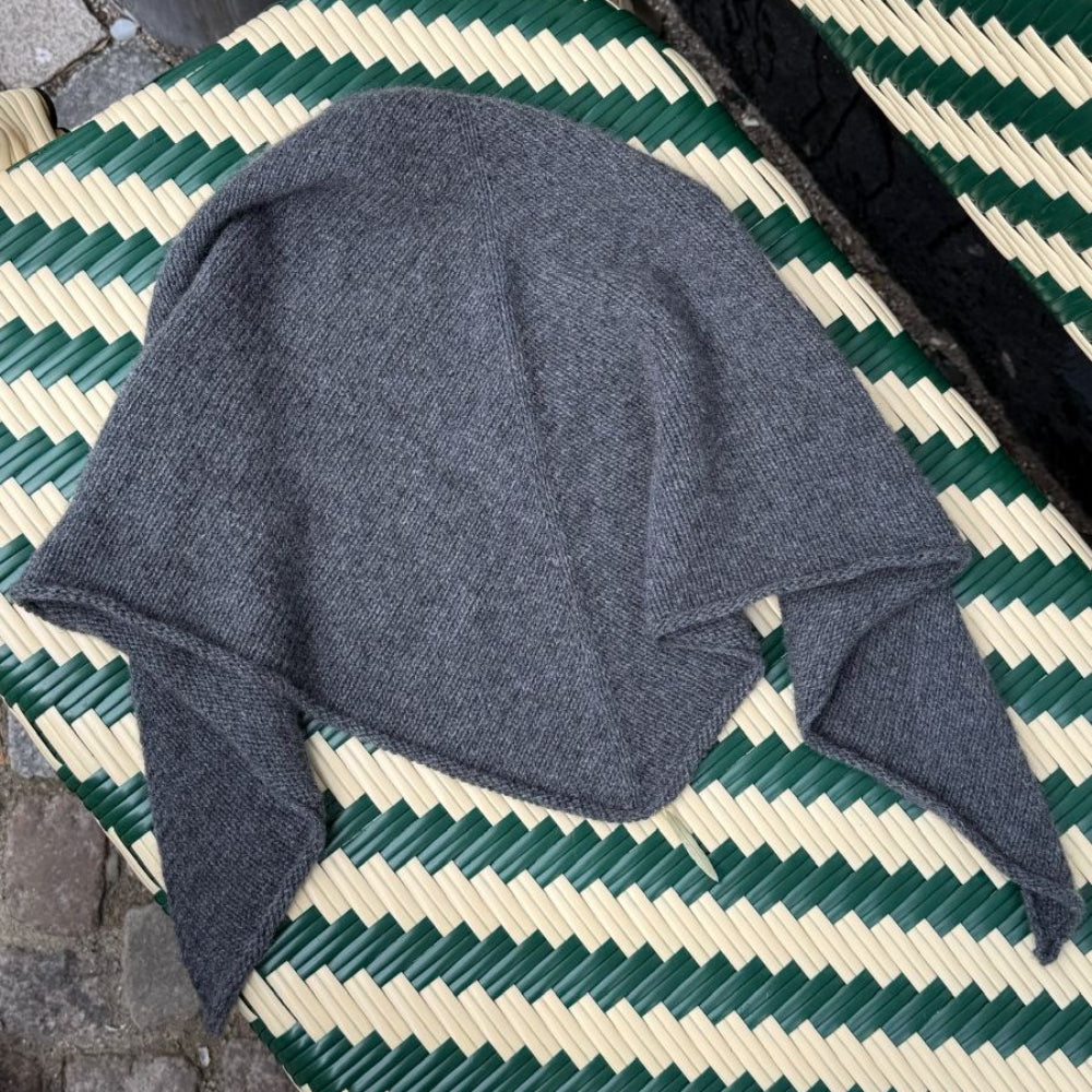 Uma Scarf PetiteKnit - Strikkekit Ensfarvet