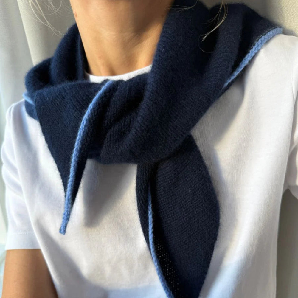 Uma Scarf PetiteKnit - Strikkekit Ensfarvet