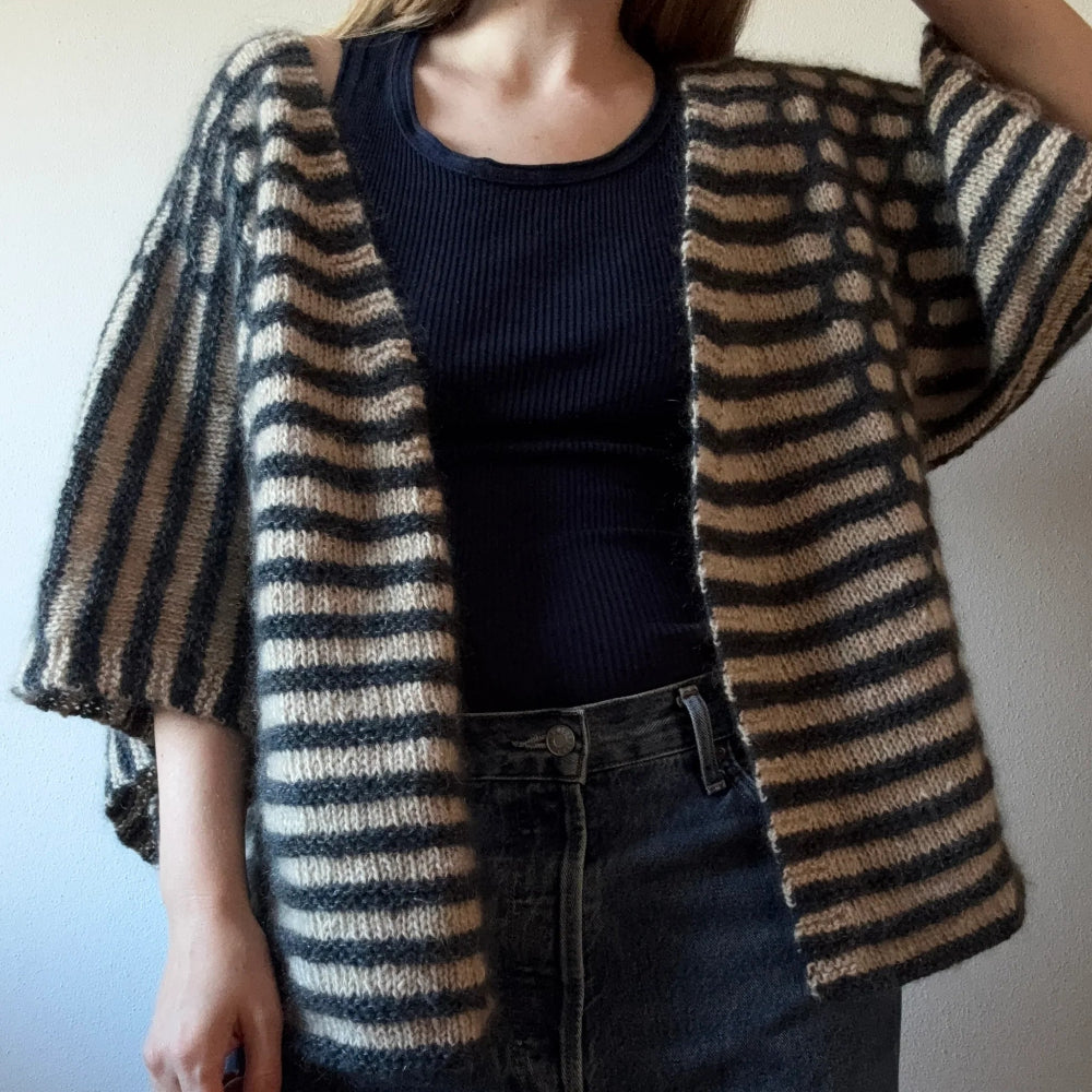 Virginia Jakke AEGYOKNIT - Garnkit (uden opskrift)