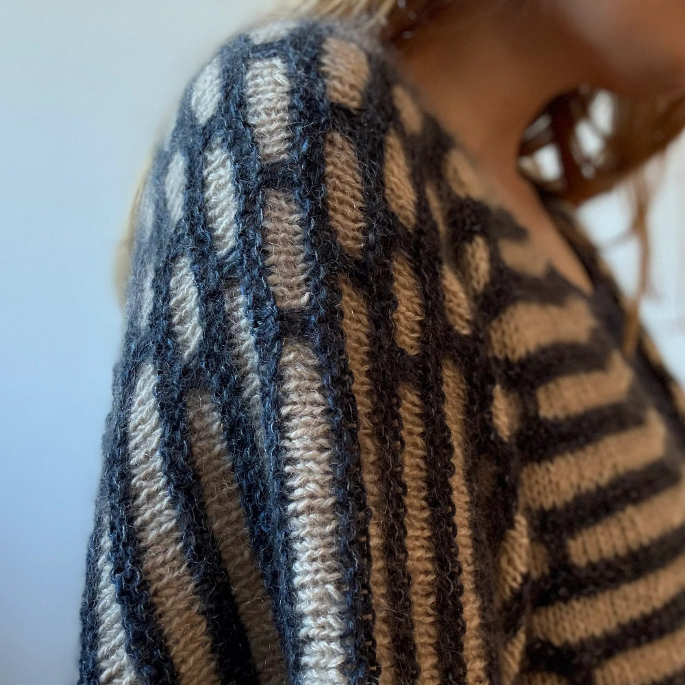 Virginia Jakke AEGYOKNIT - Garnkit (uden opskrift)