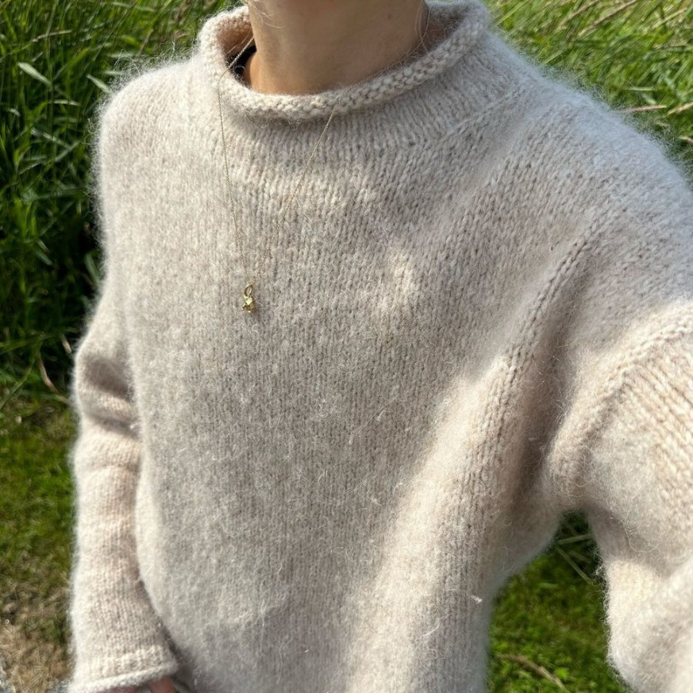 Cloud Sweater PetiteKnit - Strikkekit Baby Suri Alpaka