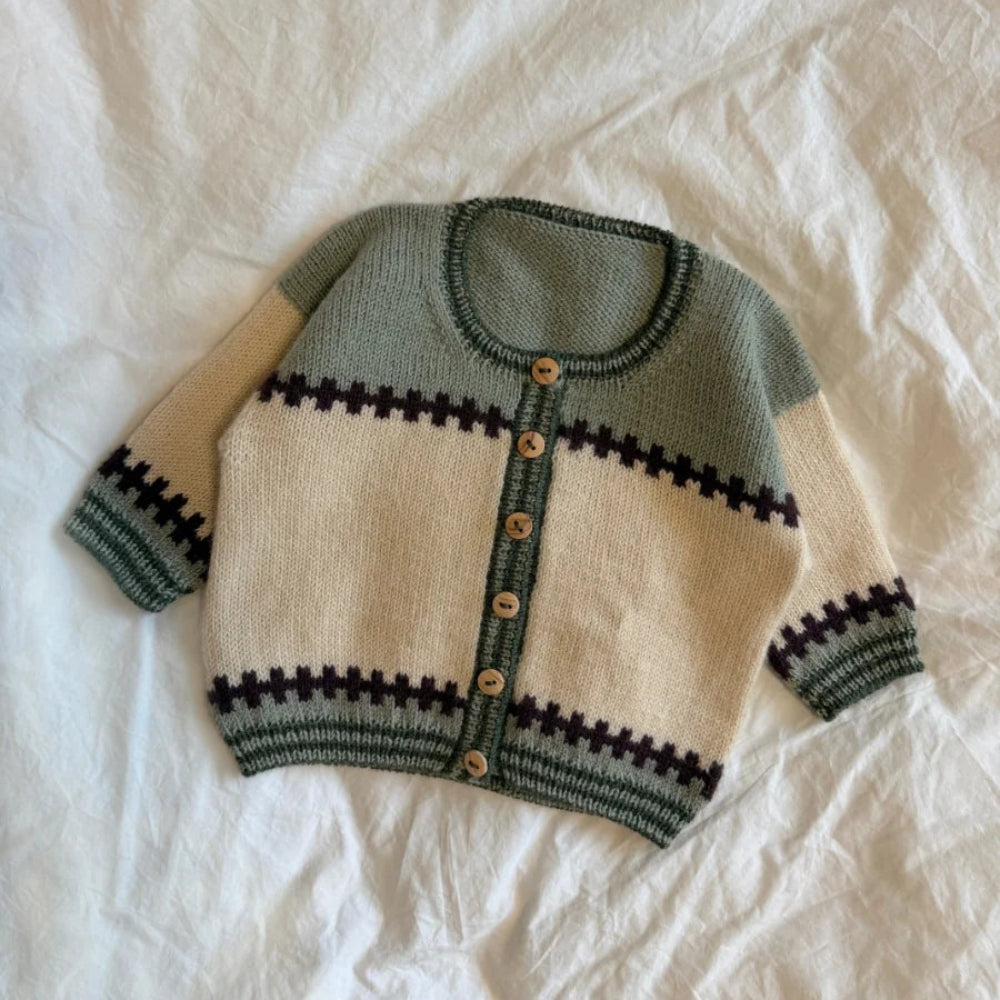 Cross Cardigan Baby PetiteKnit - Strikkekit