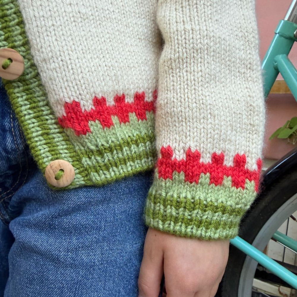 Cross Cardigan Junior PetiteKnit - Strikkekit