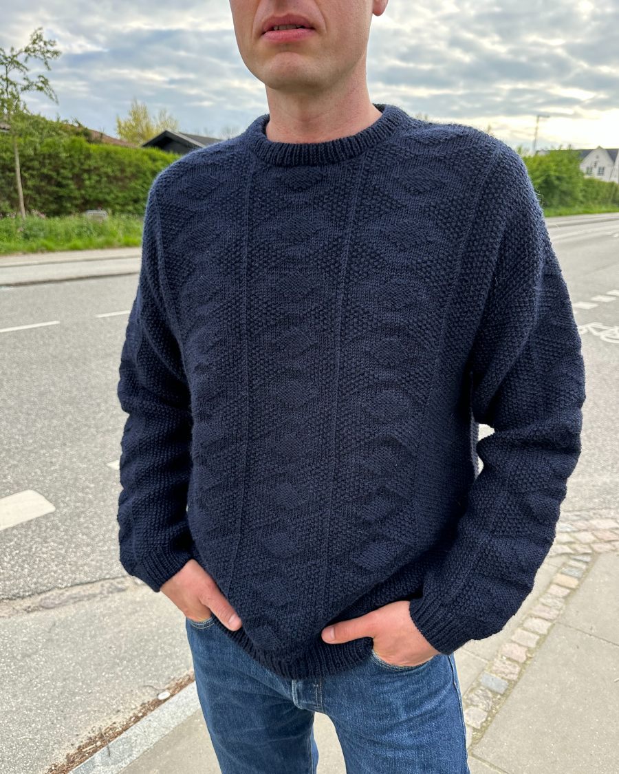 Esther Sweater Man PetiteKnit - Strikkekit