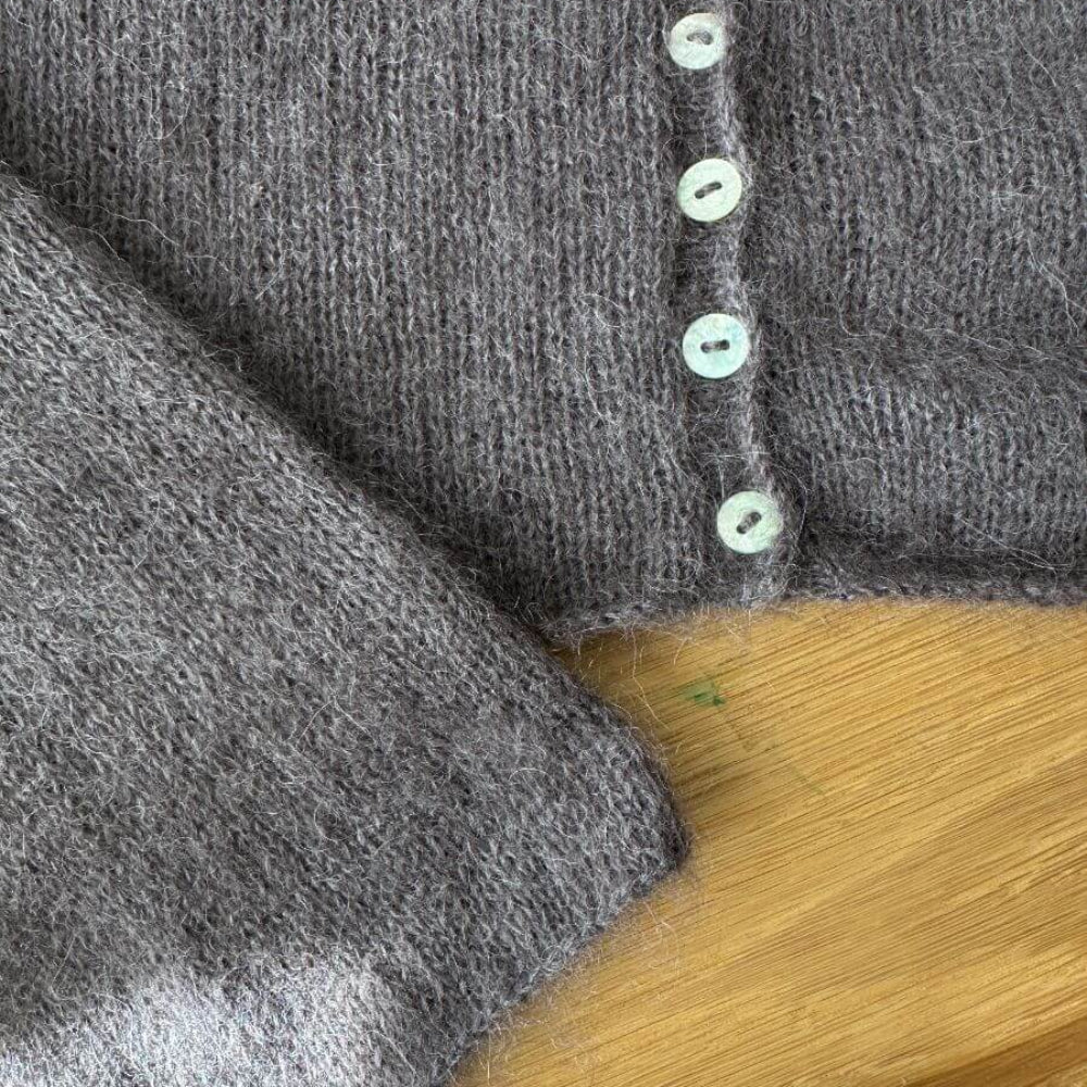 Ivy Cardigan PetiteKnit - Strikkekit Cashmere