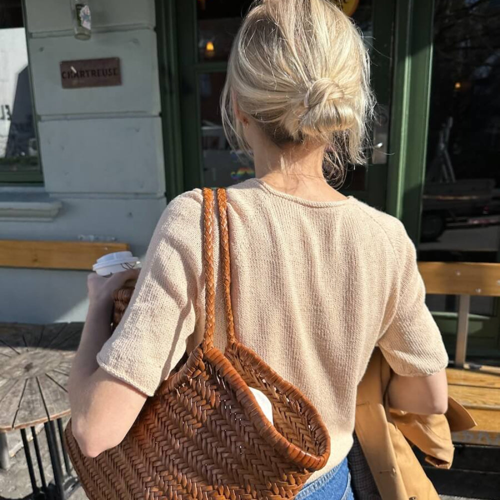 Kumulus Tee O-neck PetiteKnit - Strikkekit lammeuld