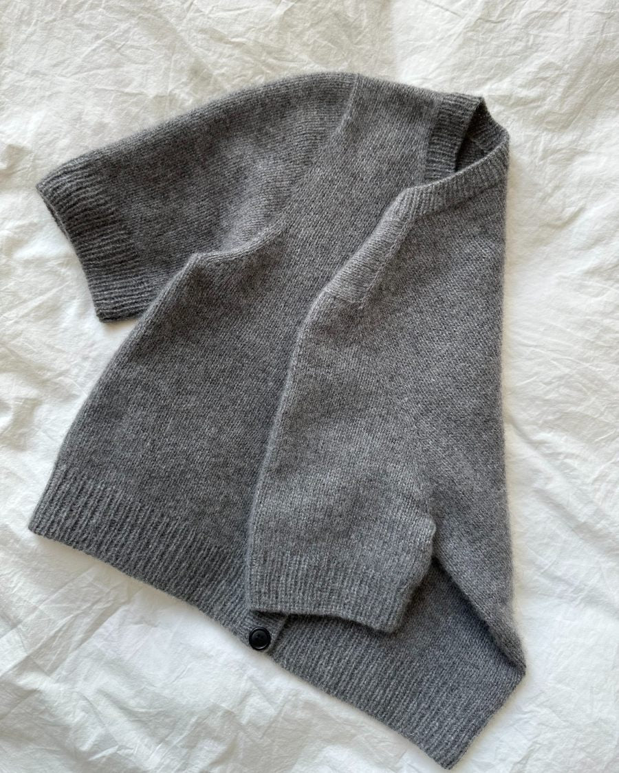 Maggie Cardigan PetiteKnit - Strikkekit Cashmere