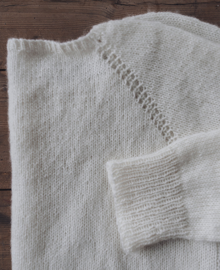 Abalone Bluse. Strikkekit. Design: Hanne Pjedsted. Garn: Meriana1 - 100% cashmere