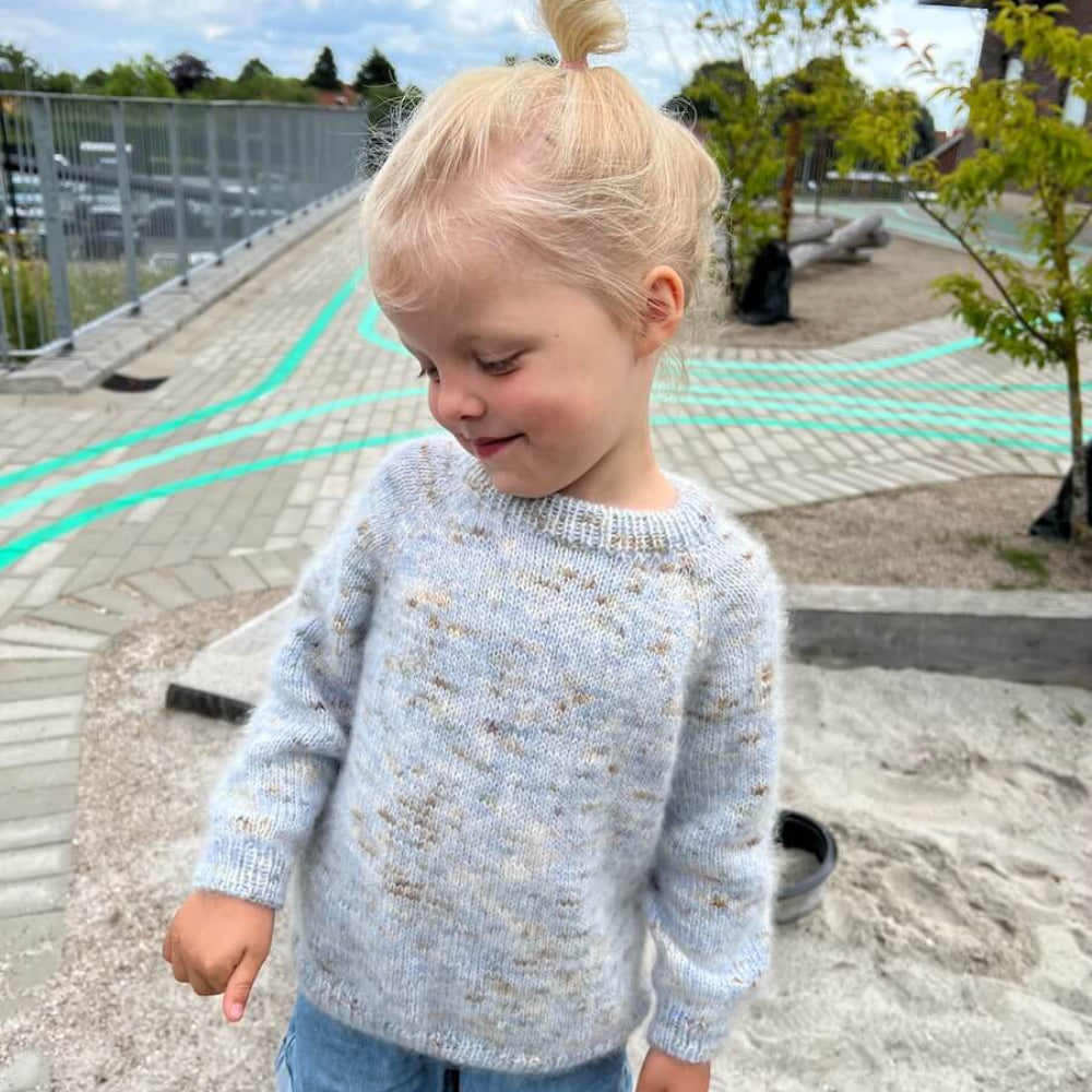 Monday Sweater Junior Strikkekit - PetiteKnit