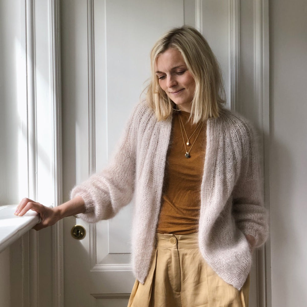 Sunday Cardigan - Mohair Edition PetiteKnit - Strikkekit Mohairsilke